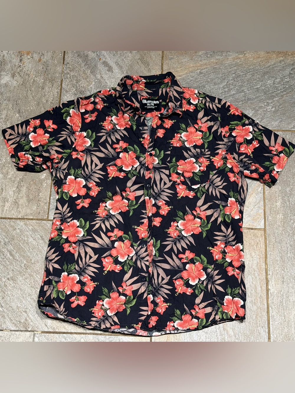 Bluenotes Black Short-Sleeve Floral Button-Up Shirt with Coral Flowers